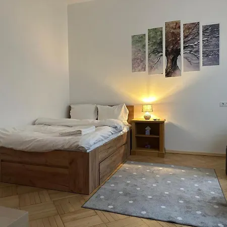 Affordable 1br In Downtown