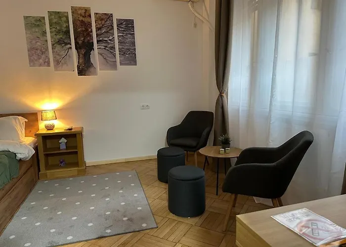 Affordable 1br In Downtown 아파트